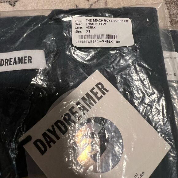 Daydreamer THE BEACH BOYS SURFS UP LONG SLEEVE - Picture 5 of 6